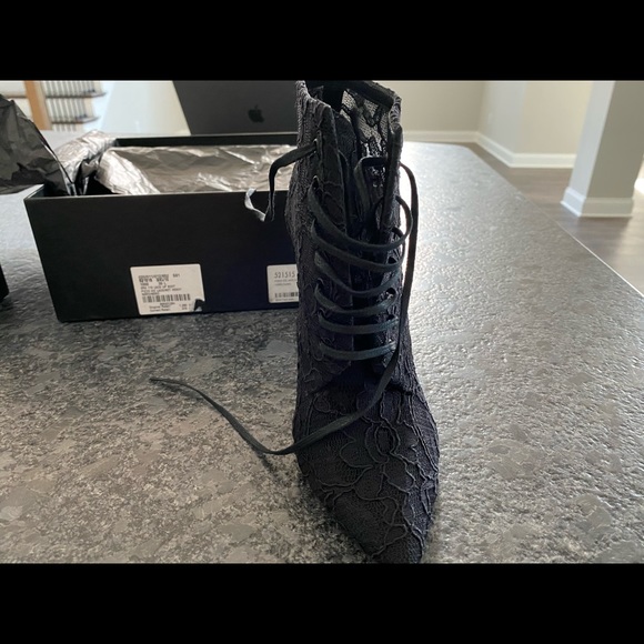 Saint Laurent Booties - Picture 7 of 8